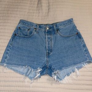 Women’s Levi 501 shorts